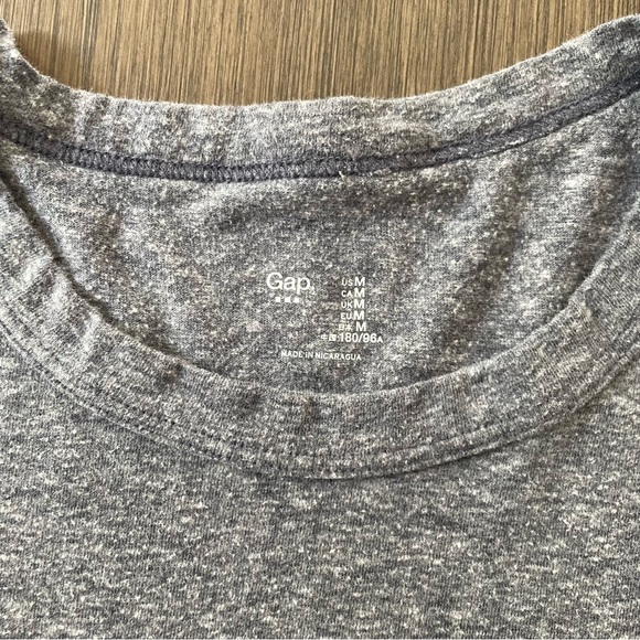 ⭐️Set of 3 - Mens Gap T-Shirts - Picture 3 of 9